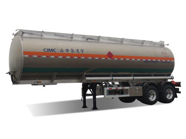 化工液體運輸車(chē)的優(yōu)點(diǎn)有哪些？