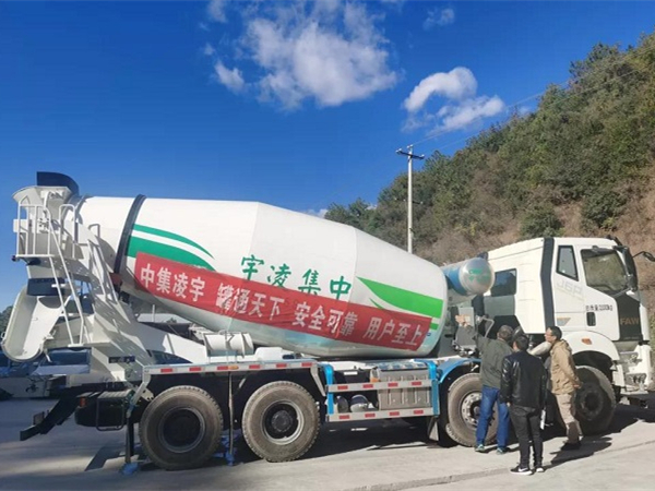 “罐”軍品質(zhì) 載譽(yù)前行 | 凌宇國六法規版攪拌車(chē)巡展西南，掀起冬日風(fēng)潮